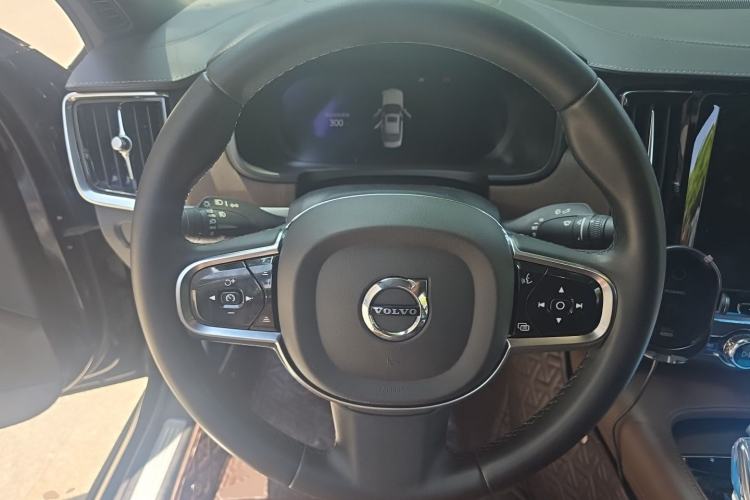 Used Volvo S90 2023 B5 Zhiyuan Luxury Edition Steering Wheel