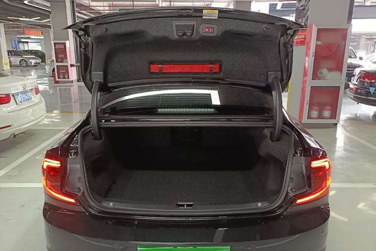 Used Volvo S90 2023 B5 Zhiyi Luxury Edition Trunk