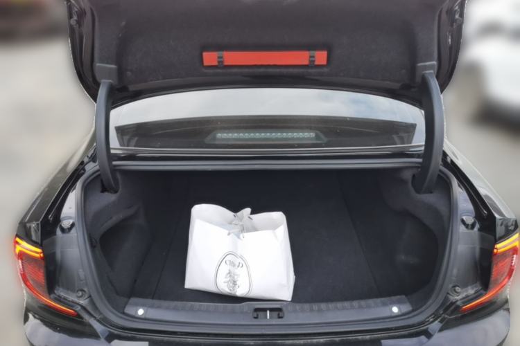 Used Volvo S90 2023 B5 Zhiyi Luxury Edition Trunk