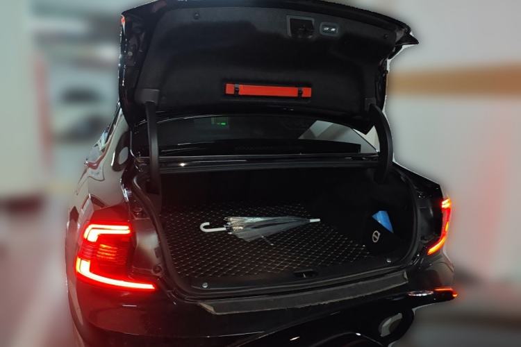 Used Volvo S90 2023 B5 Zhiyuan Luxury Edition Trunk