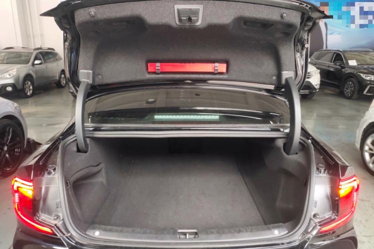 Used Volvo S90 2023 B5 Zhiyi Luxury Edition Trunk