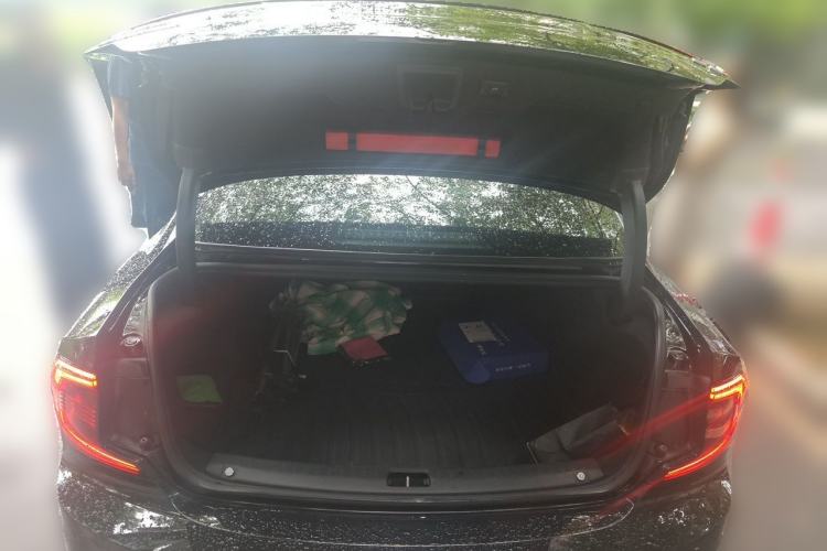 Used Volvo S90 2023 B5 Zhiyi Luxury Edition Trunk