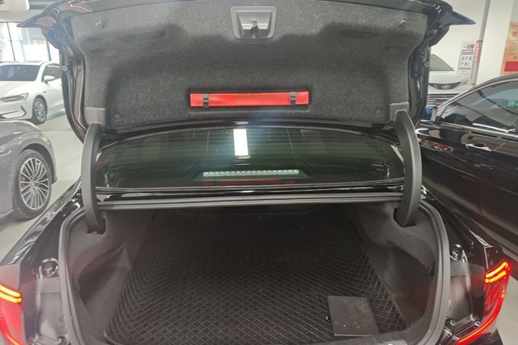 Used Volvo S90 2023 B5 Zhiyi Luxury Edition Trunk