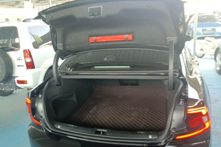 Used Volvo S90 2023 B5 Zhiyi Luxury Edition Trunk