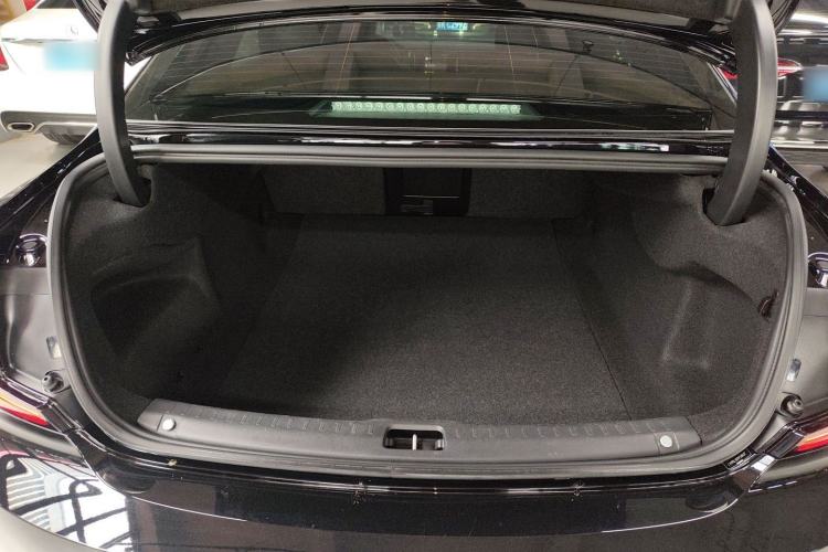 Used Volvo S90 2023 B5 Zhiyi Luxury Edition Trunk