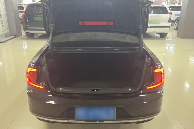 Used Volvo S90 2023 B5 Zhiyuan Luxury Edition Trunk