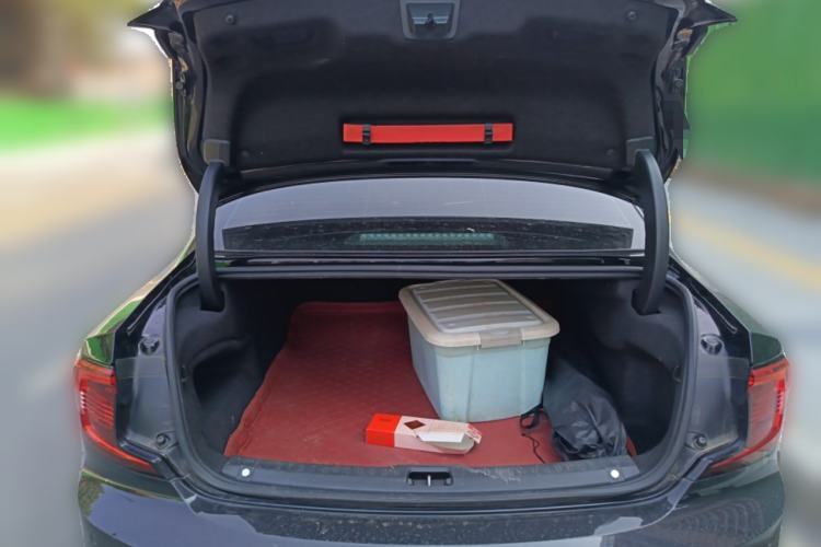 Used Volvo S90 2023 B5 Zhiyi Luxury Edition Trunk