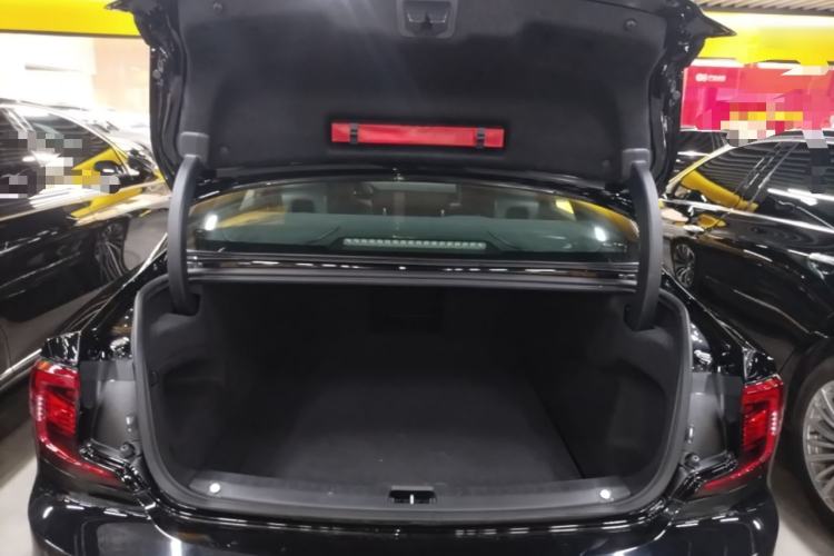 Used Volvo S90 2023 B5 Zhiyi Luxury Edition Trunk
