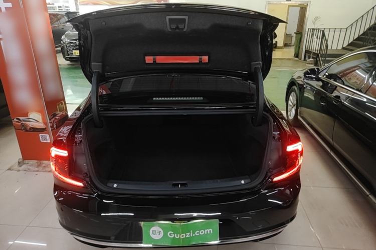 Used Volvo S90 2023 B5 Zhiyi Luxury Edition Trunk