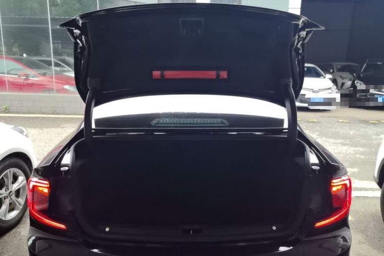 Used Volvo S90 2023 B5 Zhiyi Luxury Edition Trunk