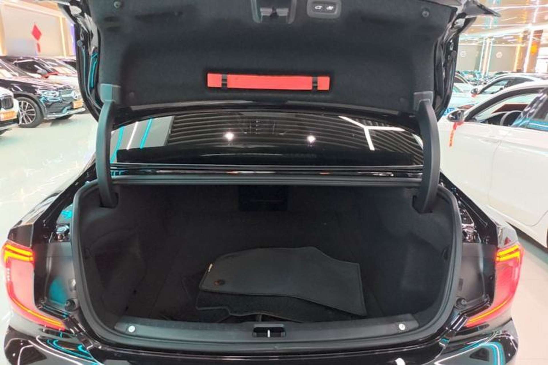 Used Volvo S90 2023 B5 Zhiyuan Luxury Edition Trunk