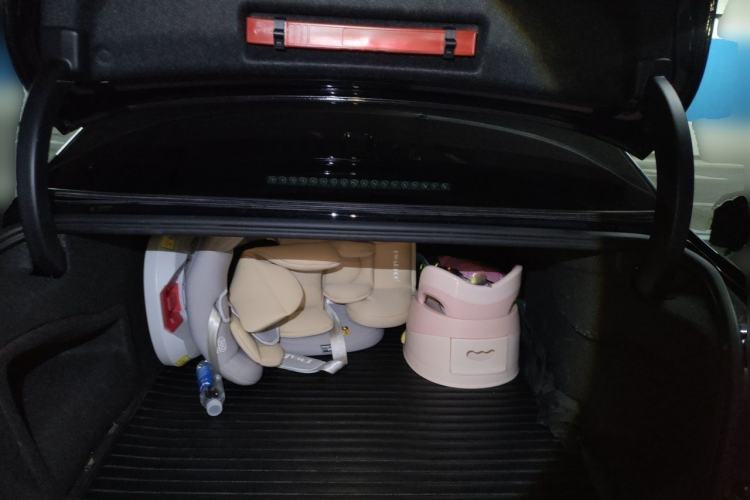 Used Volvo S90 2023 B5 Zhiyuan Luxury Edition Trunk