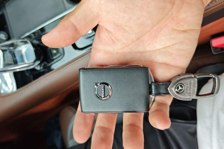 Used Volvo S90 2023 B5 Zhiyuan Luxury Edition Vehicle Key