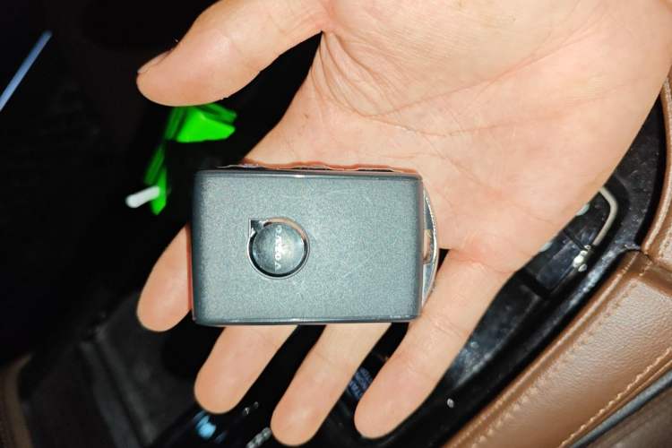 Used Volvo S90 2023 B5 Zhiyuan Luxury Edition Vehicle Key