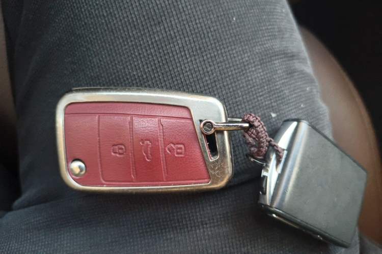 Used Volvo S90 2023 B5 Zhiyuan Luxury Edition Vehicle Key