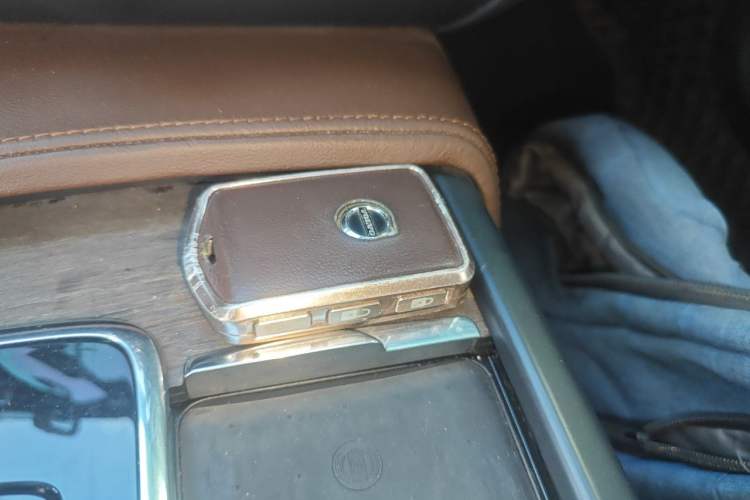 Used Volvo S90 2023 B5 Zhiyuan Luxury Edition Vehicle Key