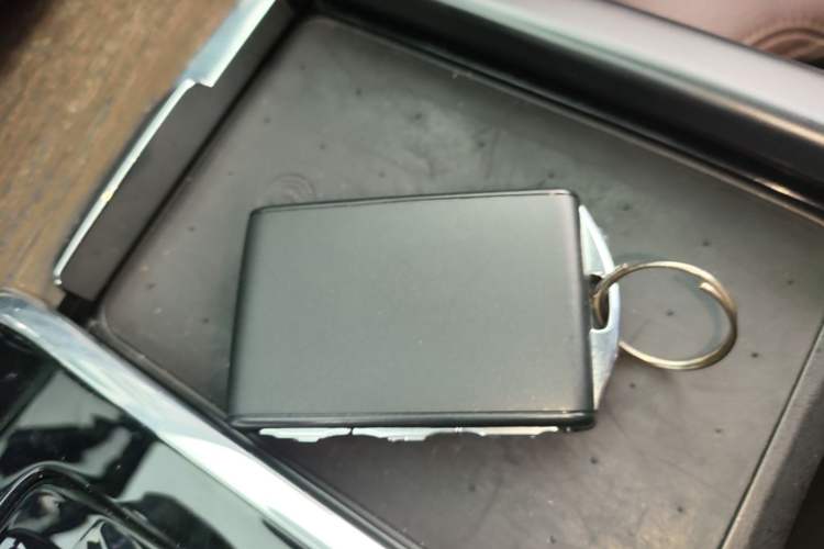 Used Volvo S90 2023 B5 Zhiyuan Luxury Edition Vehicle Key