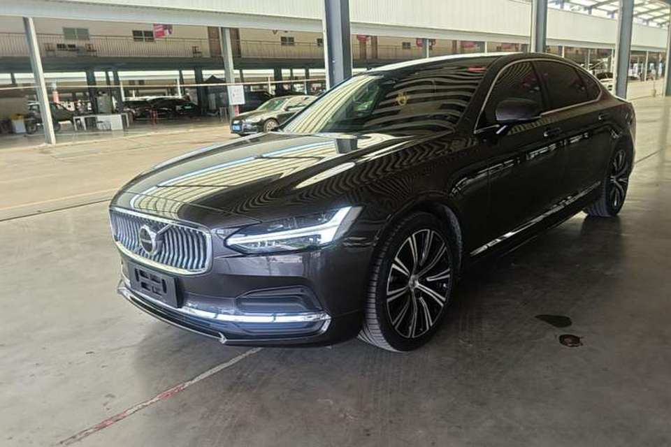 Volvo S90 2023