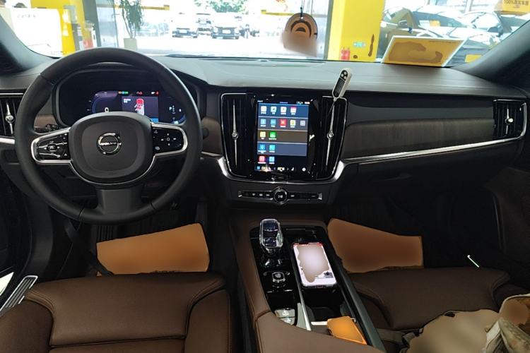 Used Volvo S90 2023 B5 Zhiyuan Luxury Edition Center Console