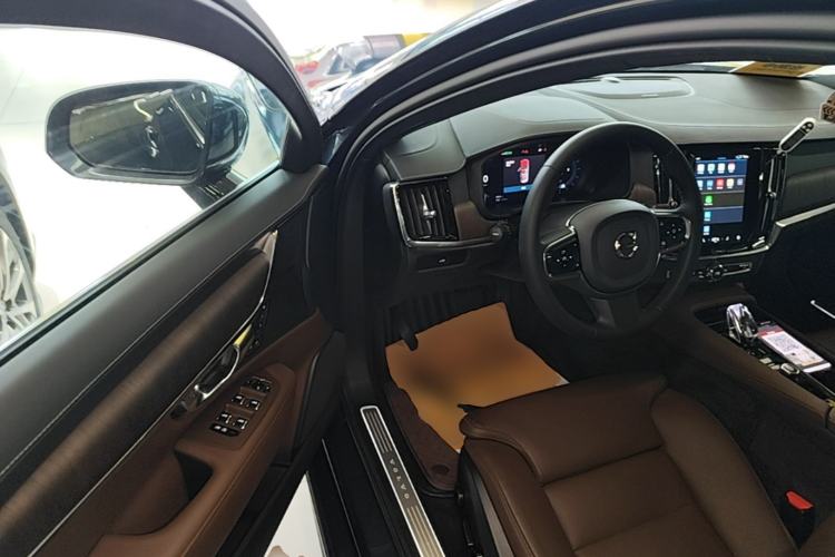 Used Volvo S90 2023 B5 Zhiyuan Luxury Edition Driver Seat