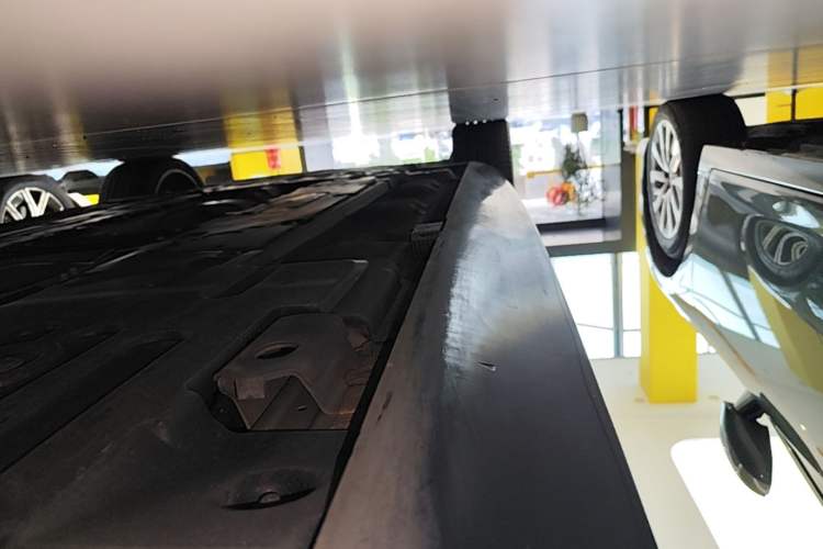 Used Volvo S90 2023 B5 Zhiyuan Luxury Edition Left Side Sill