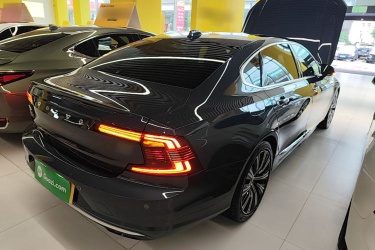 Used Volvo S90 2023 B5 Zhiyuan Luxury Edition Rear Right 45 Deg