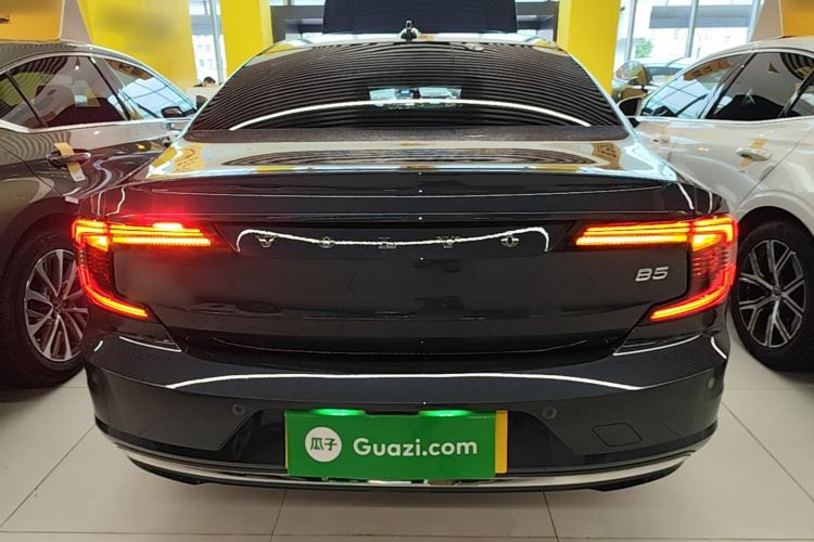 Used Volvo S90 2023 B5 Zhiyuan Luxury Edition Rear