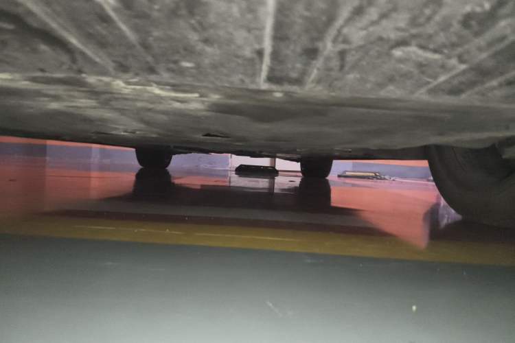 Used Volvo S90 2023 B5 Zhiyuan Luxury Edition Chassis Front Left
