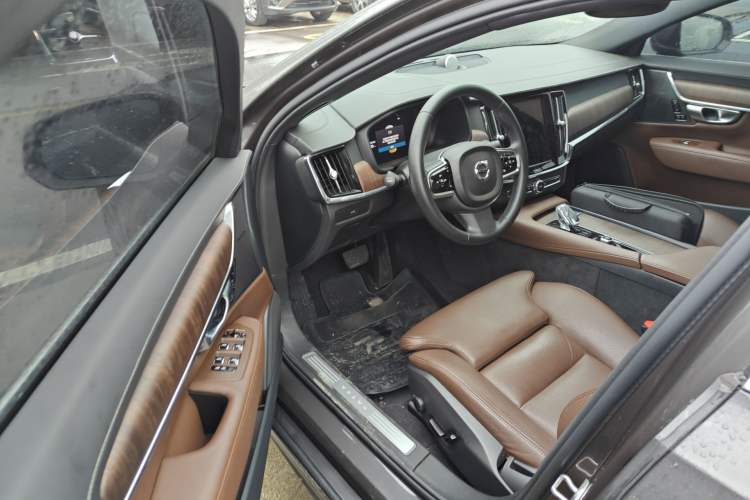 Used Volvo S90 2023 B5 Zhiyi Luxury Edition Driver Seat