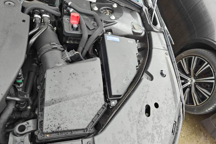 Used Volvo S90 2023 B5 Zhiyi Luxury Edition Engine Bay Left