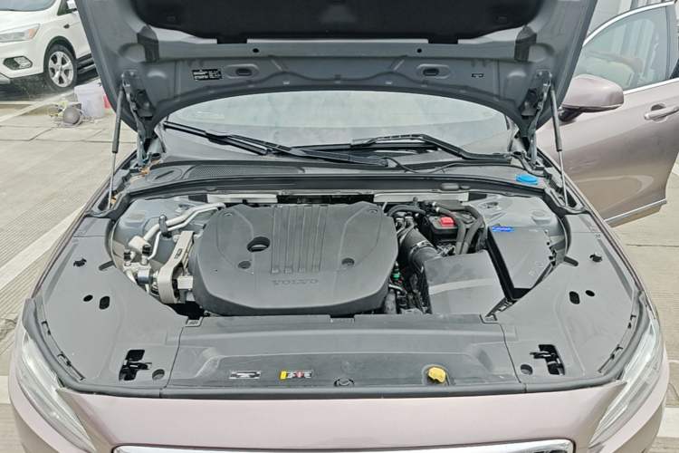 Used Volvo S90 2023 B5 Zhiyuan Luxury Edition Engine Bay