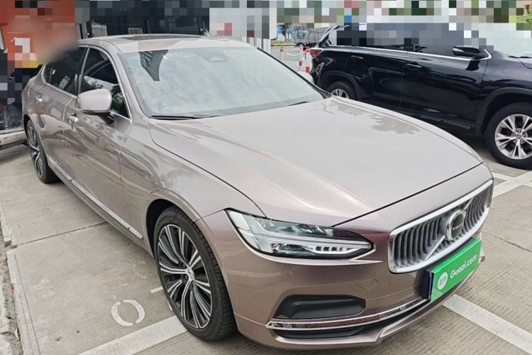 Used Volvo S90 2023 B5 Zhiyuan Luxury Edition Front Right 45 Deg