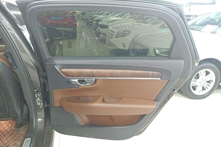 Used Volvo S90 2023 B5 Zhiyuan Luxury Edition Interior 6