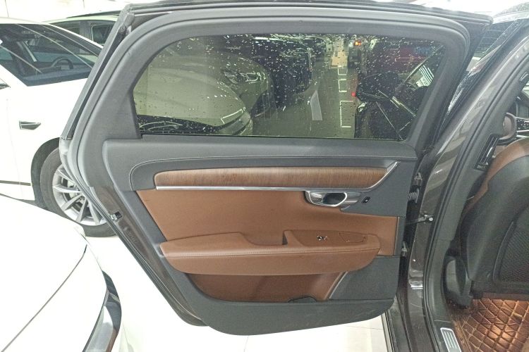 Used Volvo S90 2023 B5 Zhiyuan Luxury Edition Interior 8