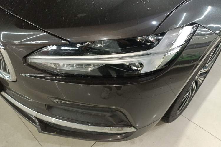 Used Volvo S90 2023 B5 Zhiyuan Luxury Edition Left Front Headlight