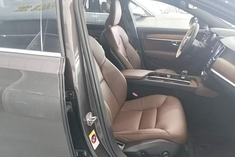 Used Volvo S90 2023 B5 Zhiyi Luxury Edition Right Front Seat
