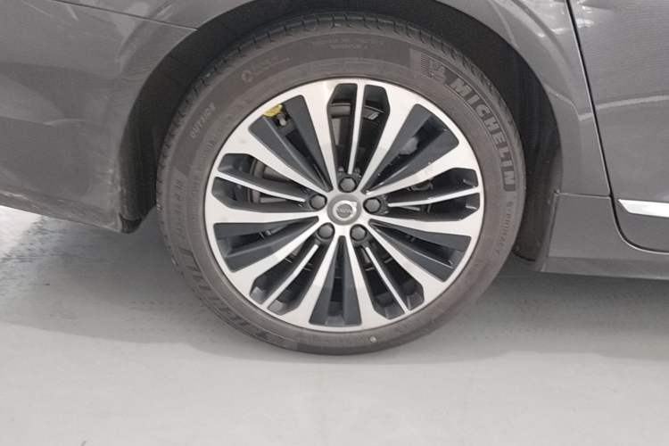 Used Volvo S90 2023 B5 Zhiyi Luxury Edition Right Rear Wheel Hub