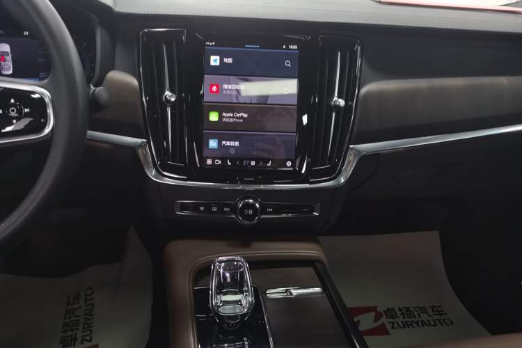 Used Volvo S90 2023 B5 Zhiyuan Luxury Edition Audio And AC Panel