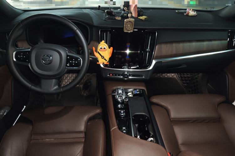 Used Volvo S90 2023 B5 Zhiyuan Luxury Edition Center Console
