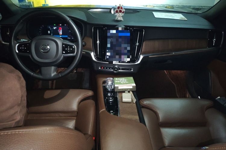 Used Volvo S90 2023 B5 Zhiyuan Luxury Edition Center Console