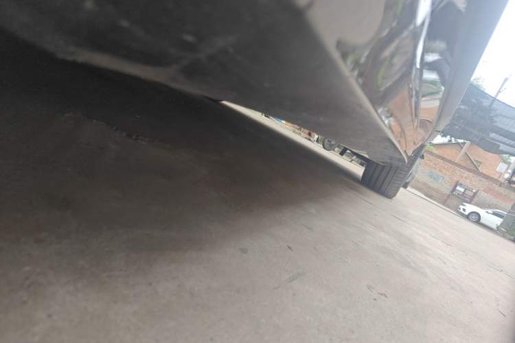 Used Volvo S90 2023 B5 Zhiyuan Luxury Edition Chassis Front Left