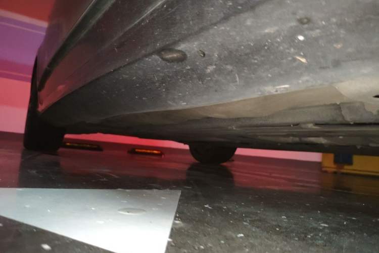Used Volvo S90 2023 B5 Zhiyuan Luxury Edition Chassis Front Right
