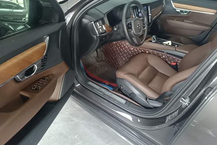 Used Volvo S90 2023 B5 Zhiyi Luxury Edition Driver Seat