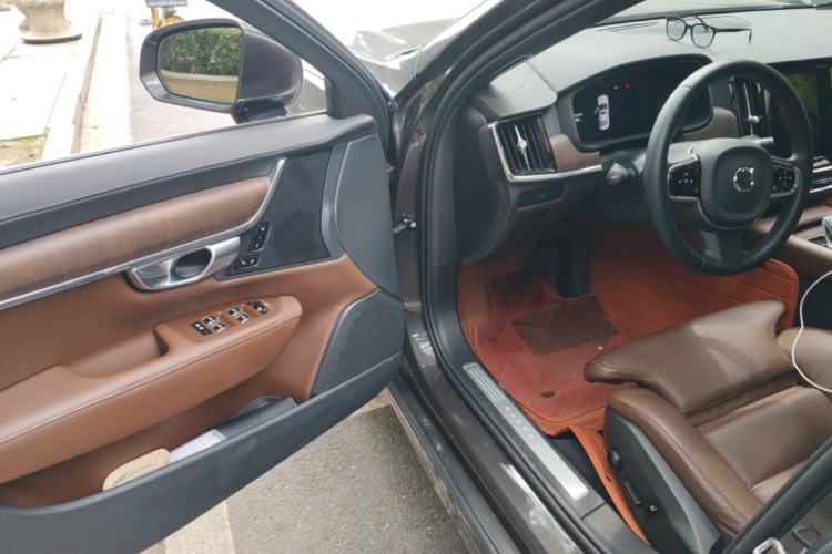 Used Volvo S90 2023 B5 Zhiyuan Luxury Edition Driver Seat