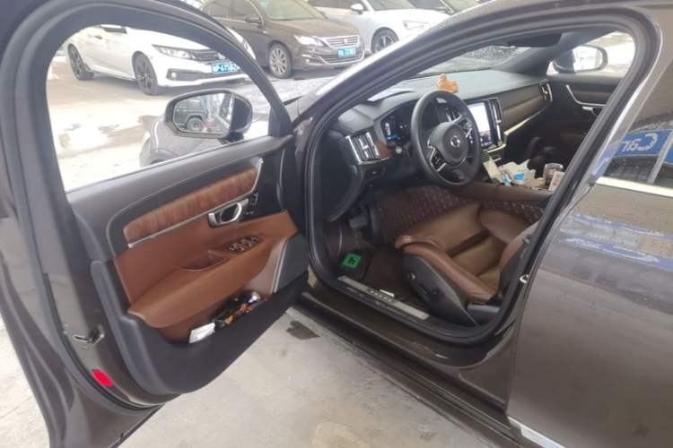 Used Volvo S90 2023 B5 Zhiyuan Luxury Edition Driver Seat