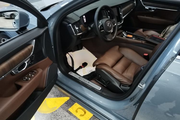 Used Volvo S90 2023 B5 Zhiyuan Luxury Edition Driver Seat