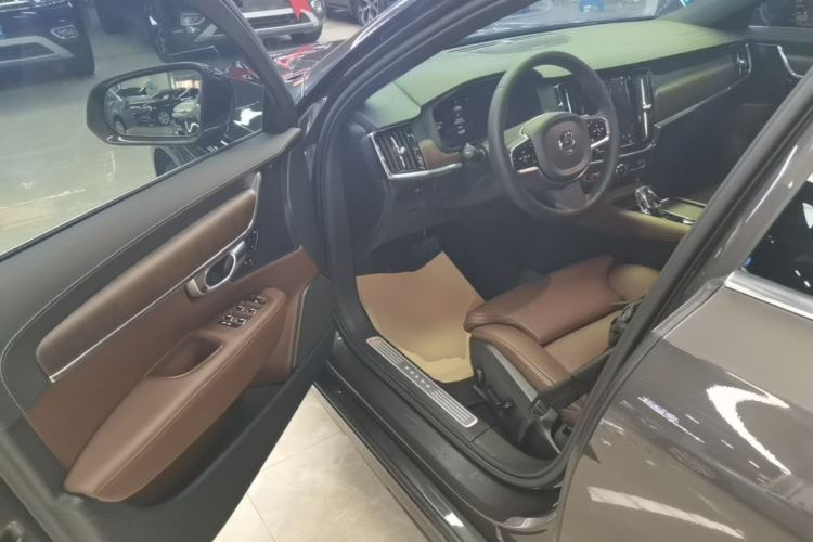 Used Volvo S90 2023 B5 Zhiyuan Luxury Edition Driver Seat