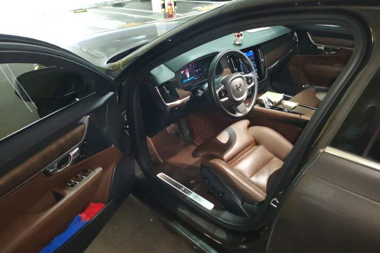 Used Volvo S90 2023 B5 Zhiyuan Luxury Edition Driver Seat