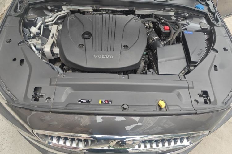 Used Volvo S90 2023 B5 Zhiyuan Luxury Edition Engine Bay