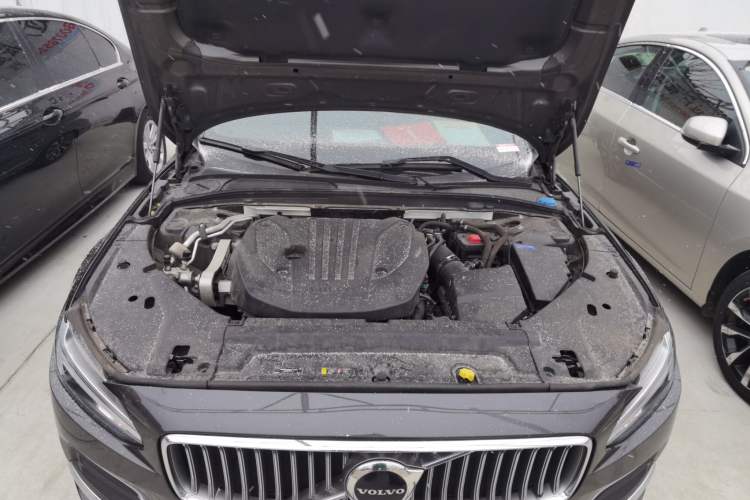 Used Volvo S90 2023 B5 Zhiyuan Luxury Edition Engine Bay
